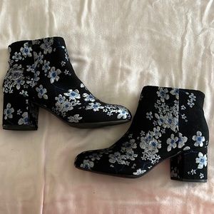 So High Heeled Boots